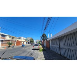 Casa en Venta, en Zona 11 Colonia Toledo